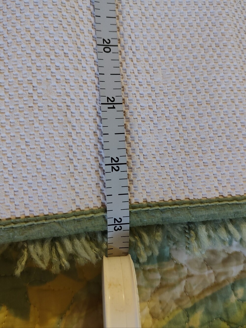 Set Of 2 Plush Rugs - Picture 5 of 8